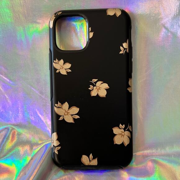EUC: iPhone 11 Pro Otterbox Symmetry Case - Black with Gold Flowers